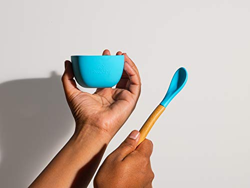 Avanchy Baby Gift Set - Mini Silicone Bowl & Cup, Bamboo Spoons, Easy to Clean - Green - Image 2